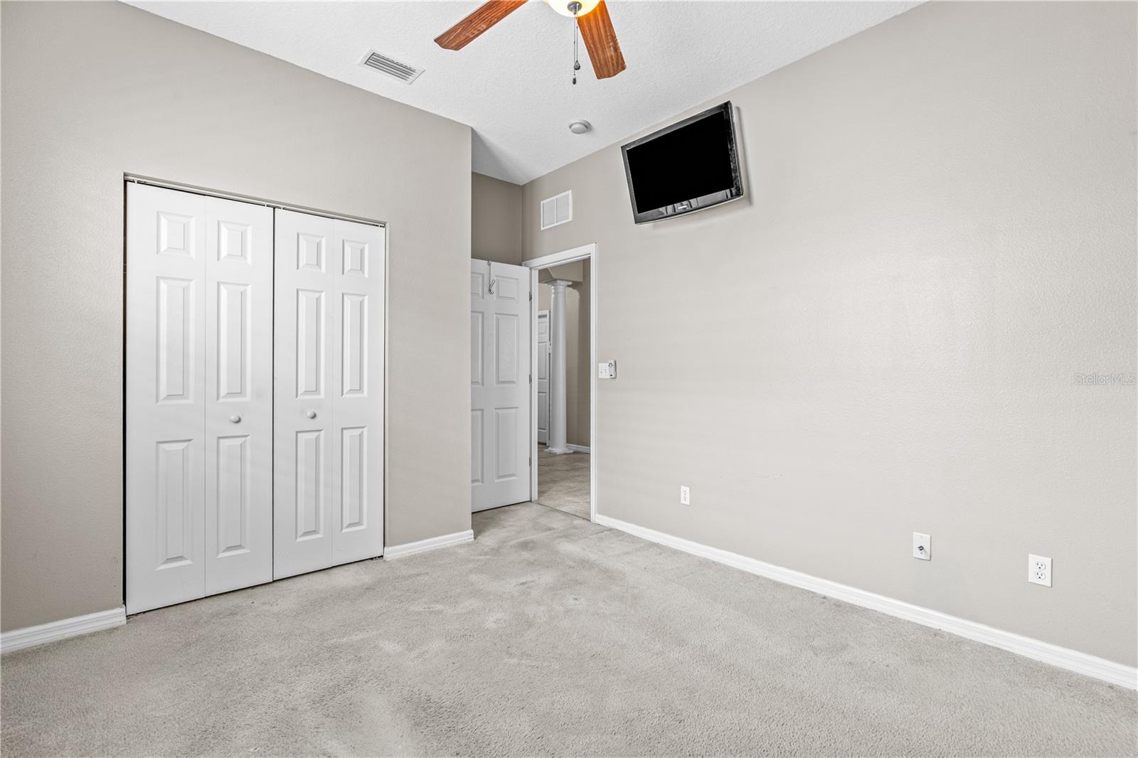 511 Safe Harbor Dr Property Photo 27