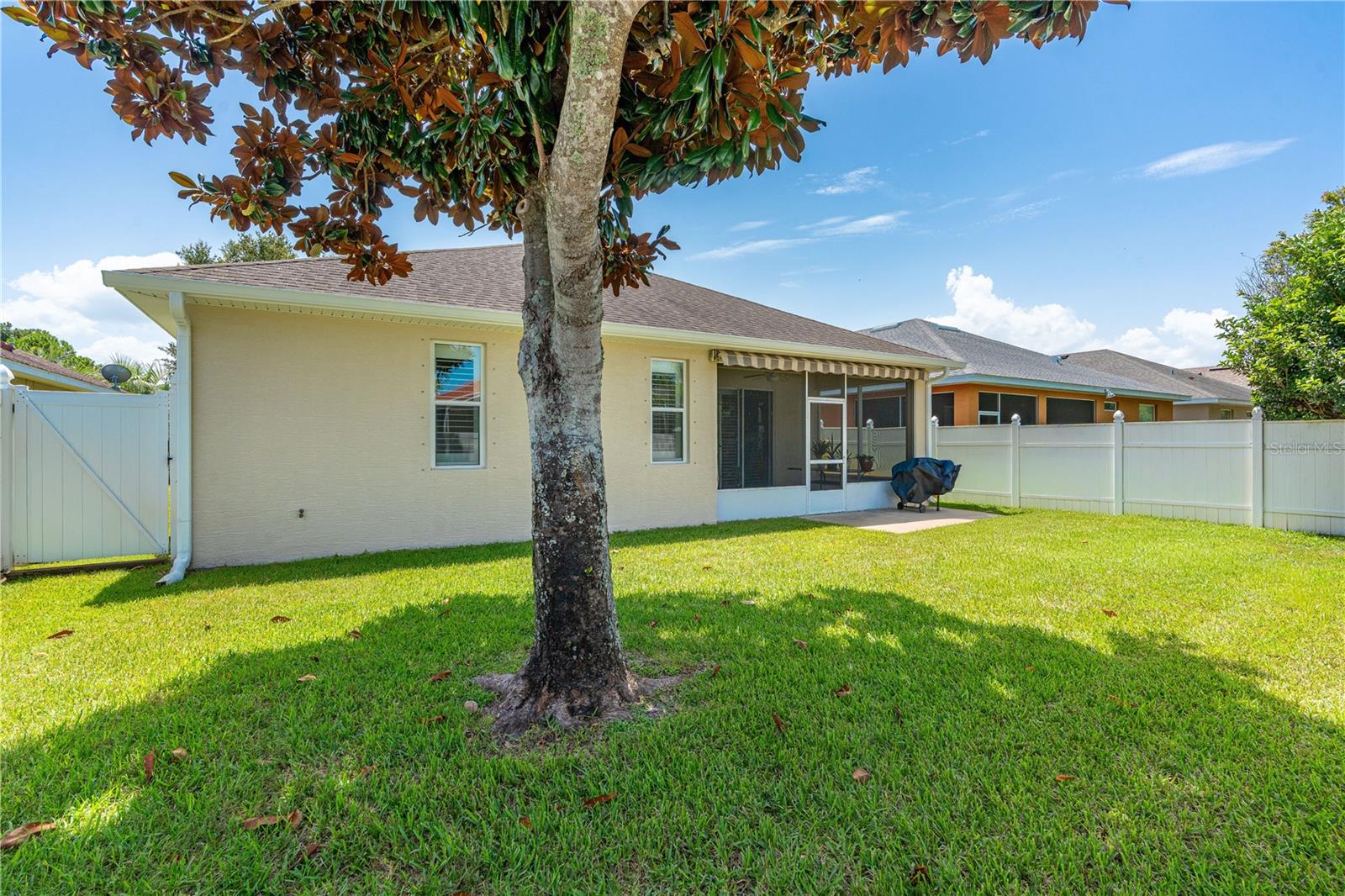 511 Safe Harbor Dr Property Photo 33