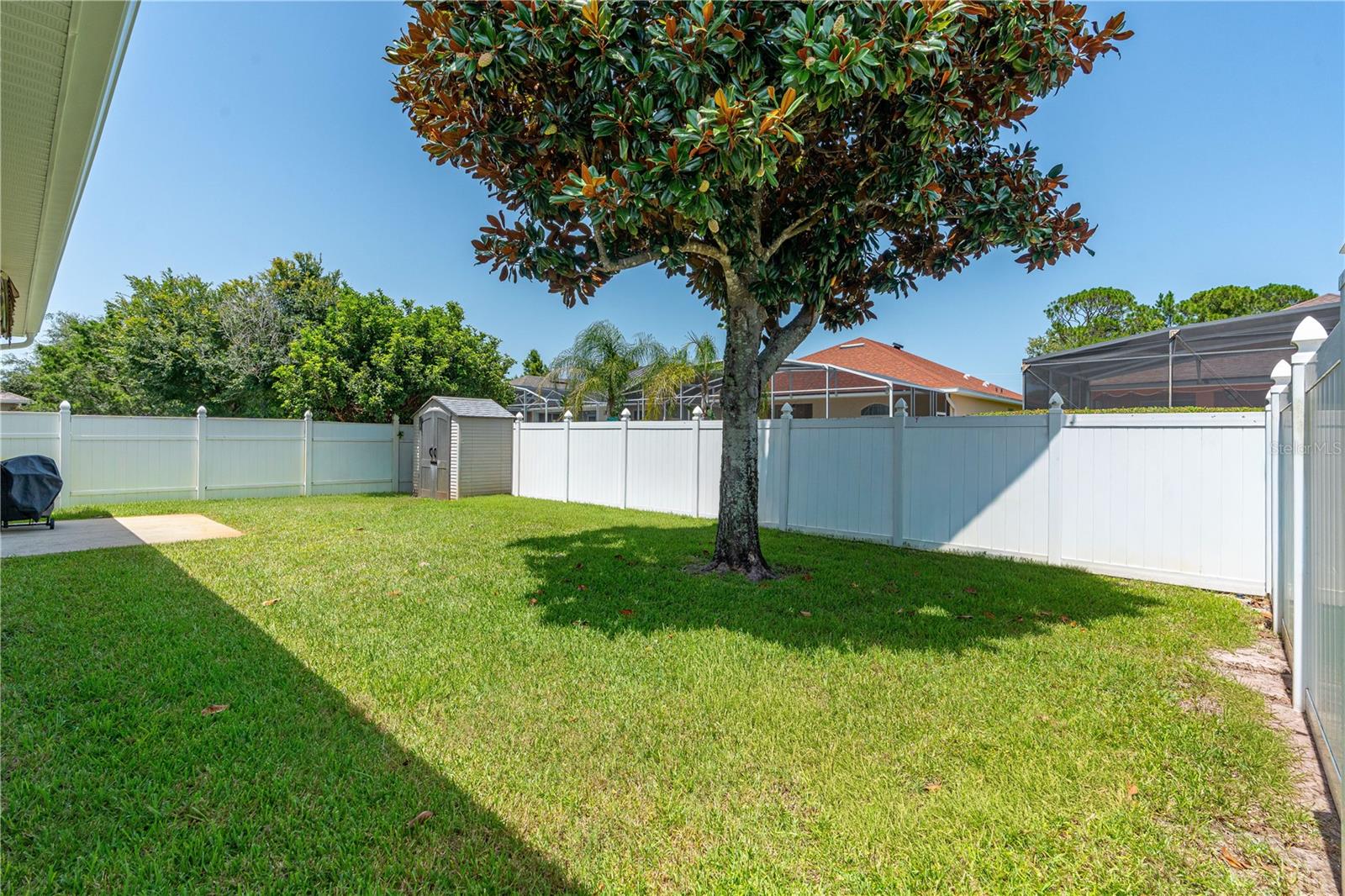511 Safe Harbor Dr Property Photo 34