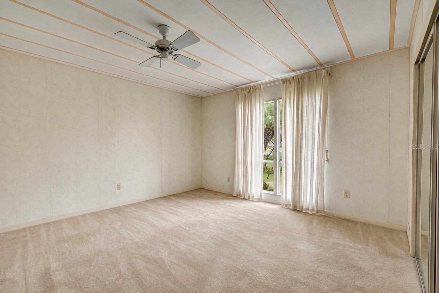 215 Gary Ave Property Photo 17