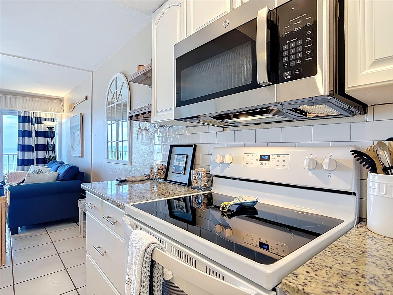 4849 Saxon Dr #a204 Property Photo 8