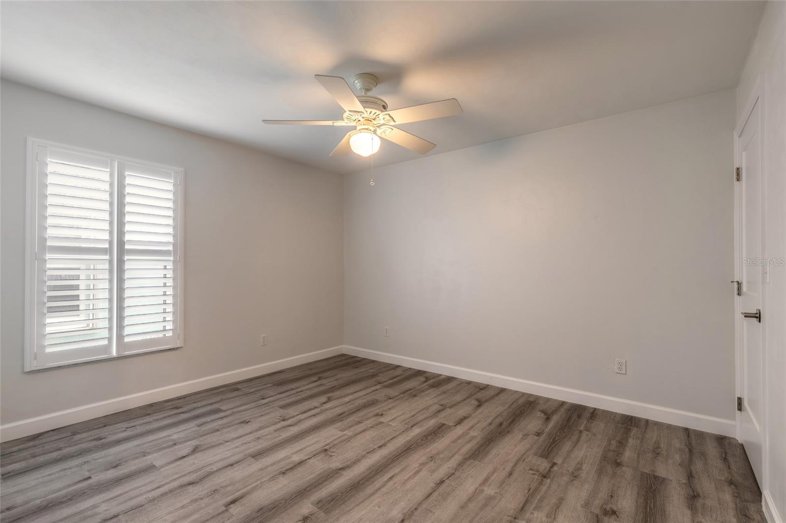 656 Middlebury Loop Property Photo 13