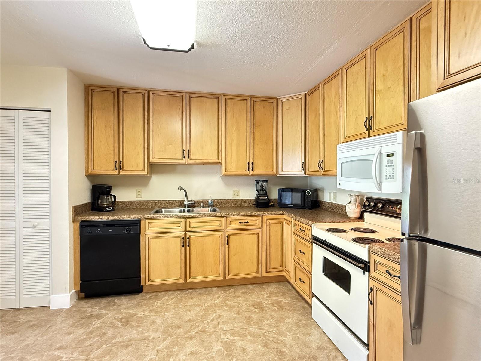 33 Andrea Dr Property Photo 20