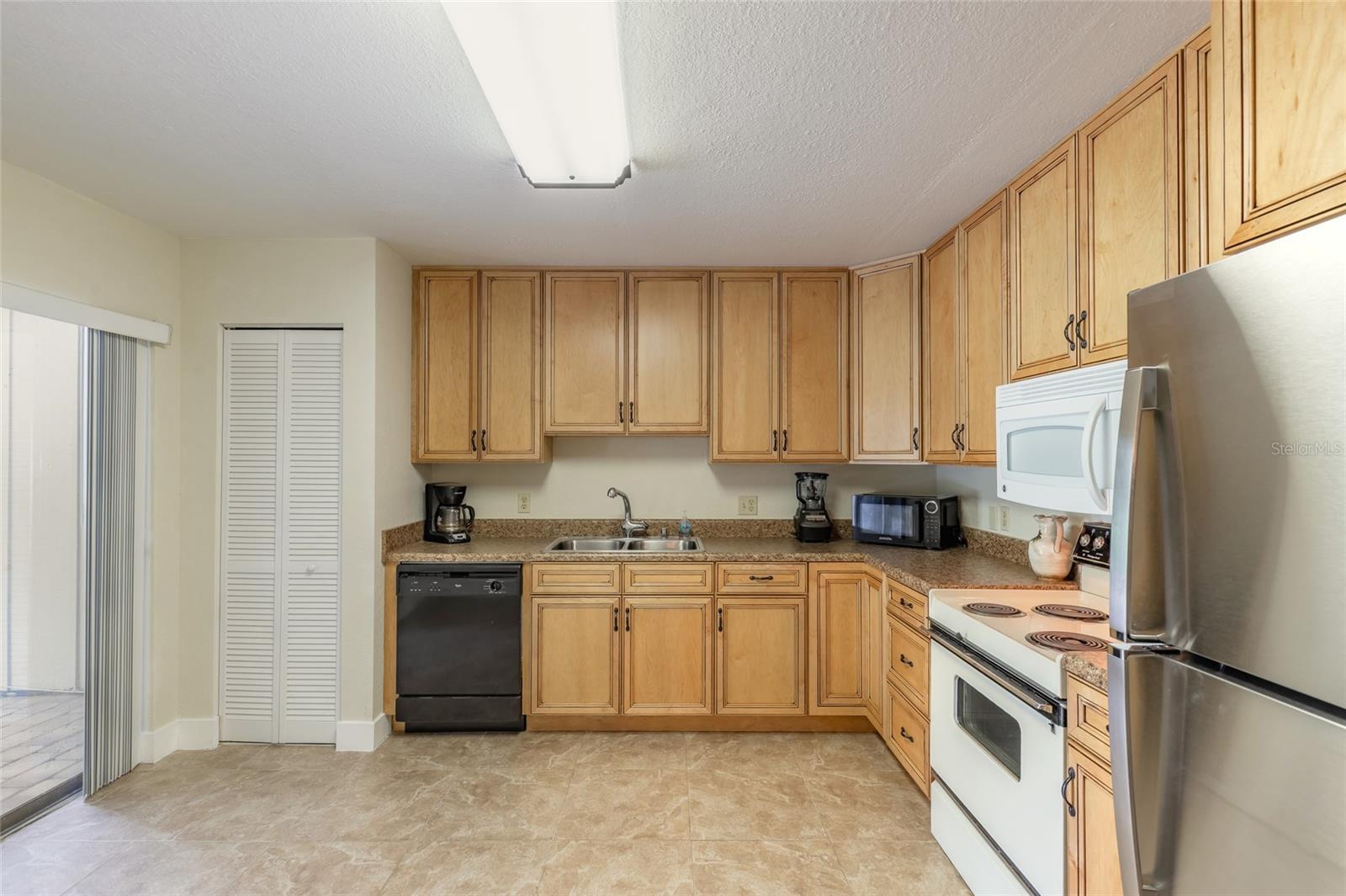33 Andrea Dr Property Photo 25