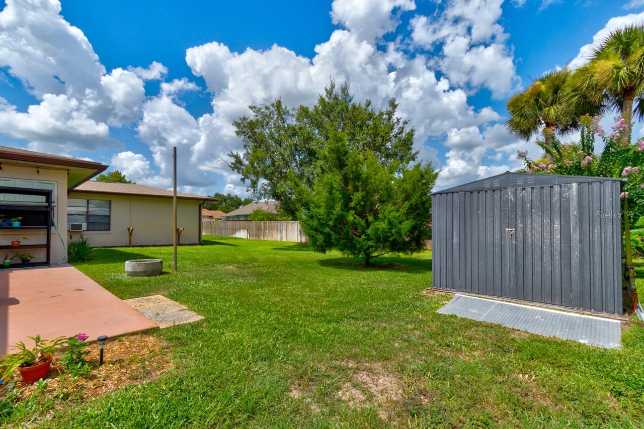 103 Dee St Property Photo 28