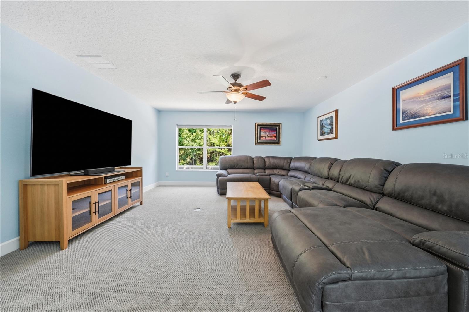 489 Luna Bella Ln Property Photo 29