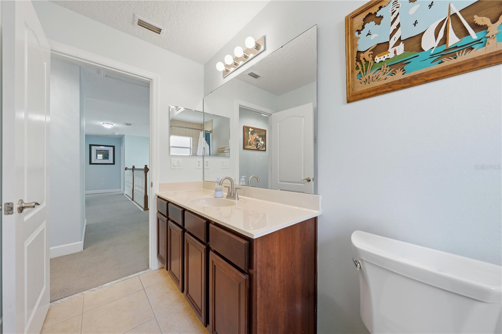 489 Luna Bella Ln Property Photo 41