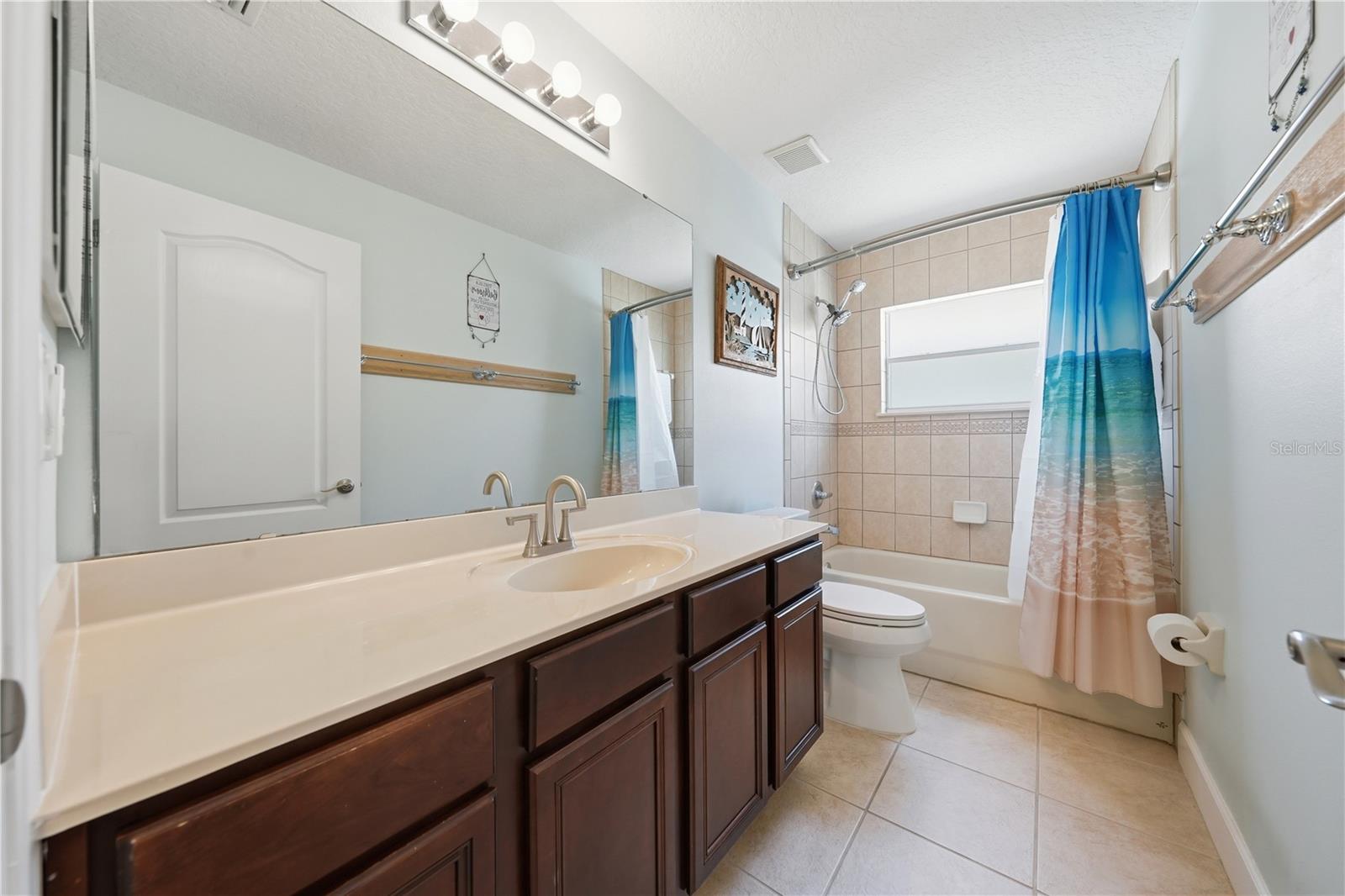 489 Luna Bella Ln Property Photo 42