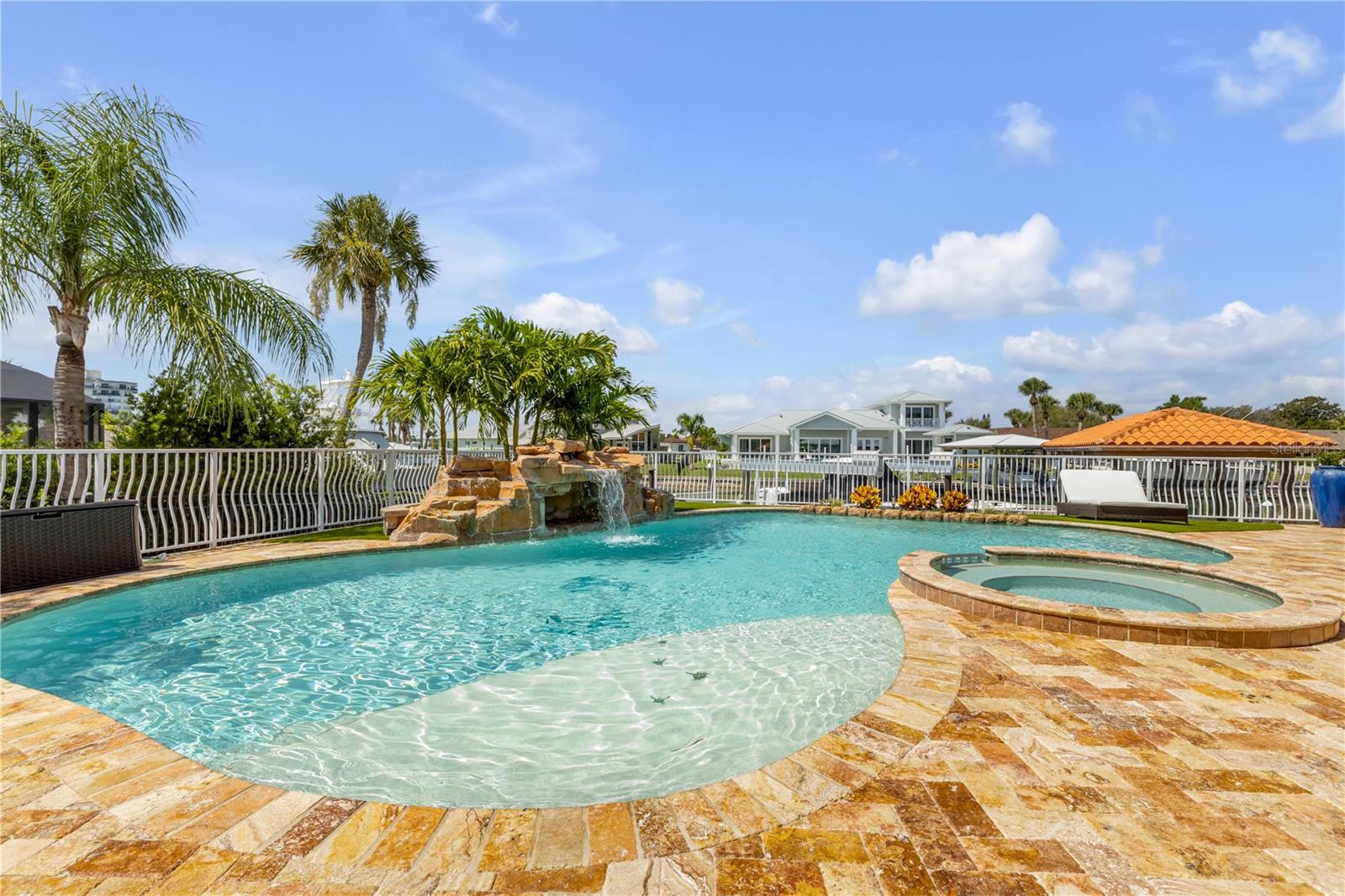 417 Quay Assisi Property Photo 88
