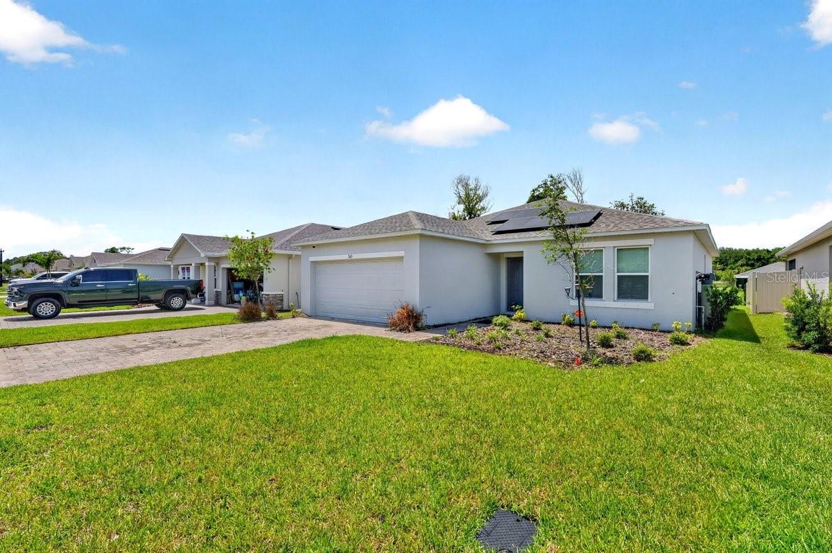 365 River Front Way Property Photo 3
