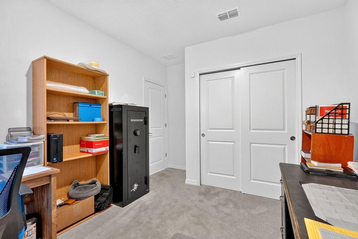 365 River Front Way Property Photo 6