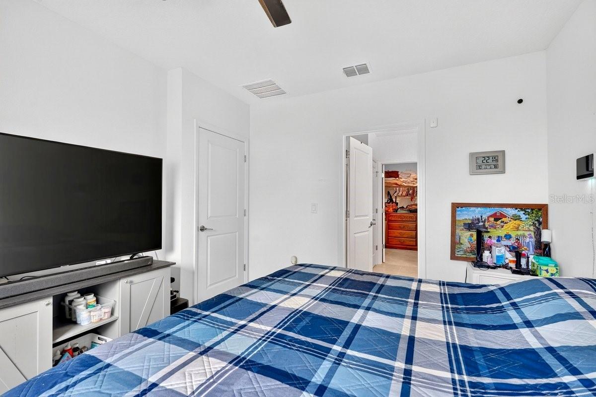 365 River Front Way Property Photo 15
