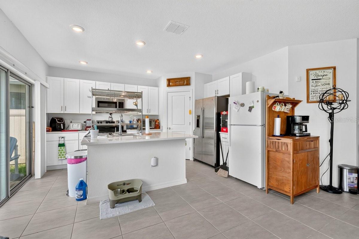 365 River Front Way Property Photo 16