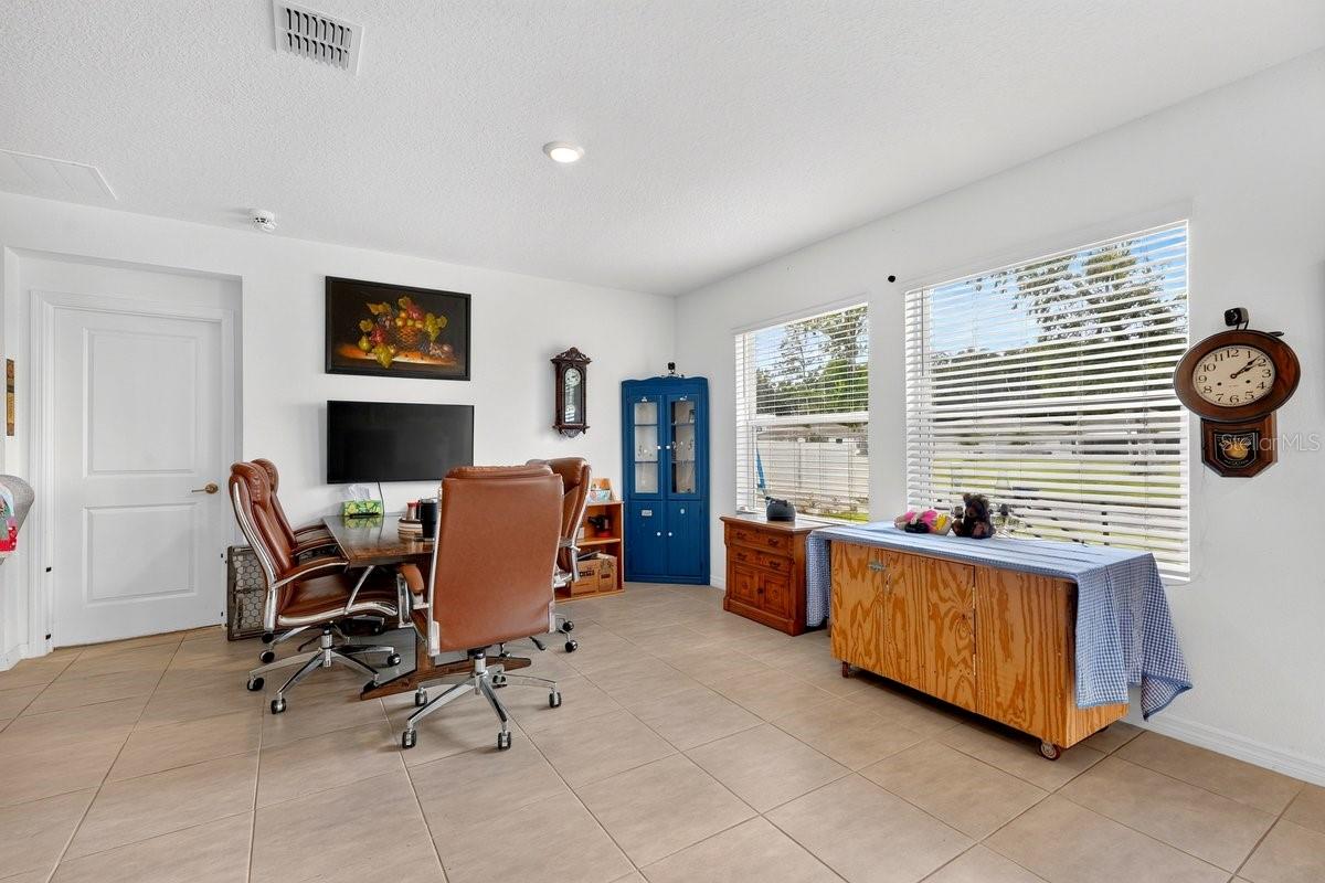 365 River Front Way Property Photo 20