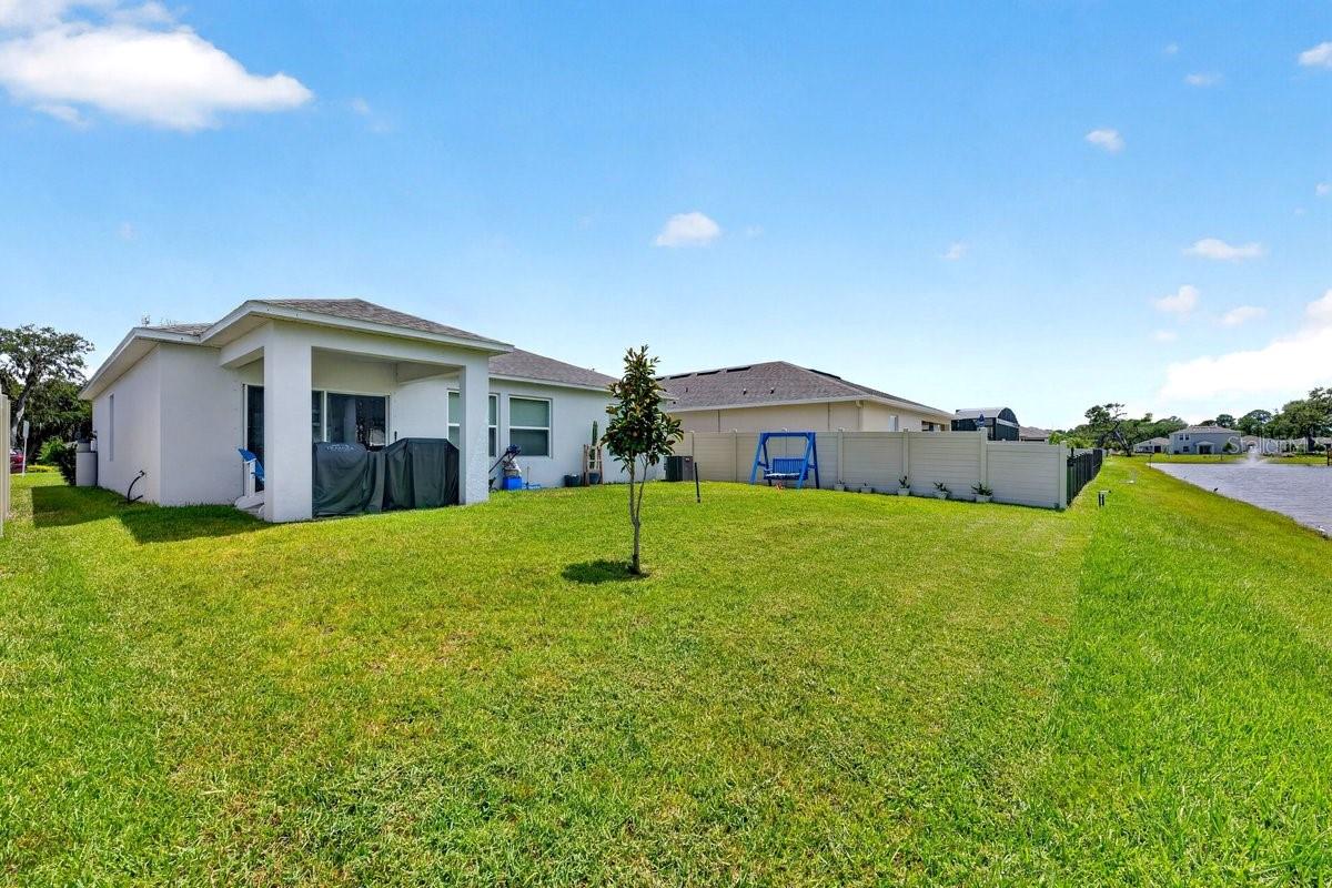 365 River Front Way Property Photo 25