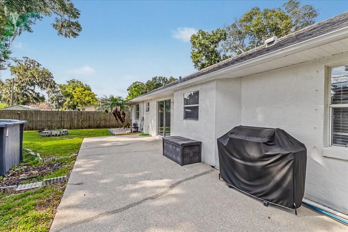 2311 Pine Tree Property Photo 21