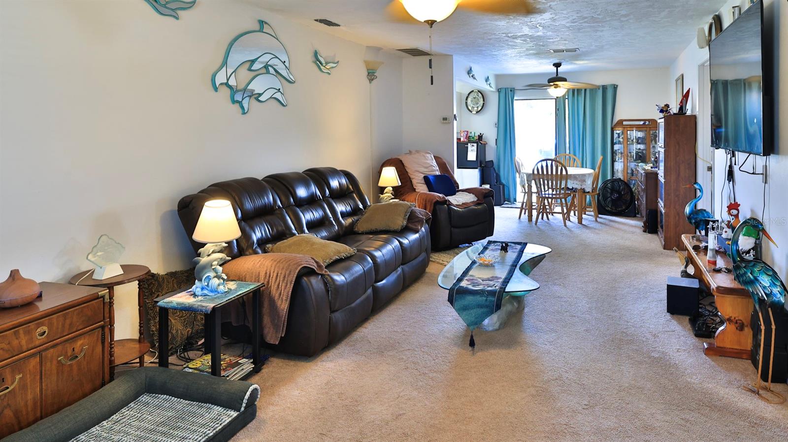 418 Falcon Ave Property Photo 6