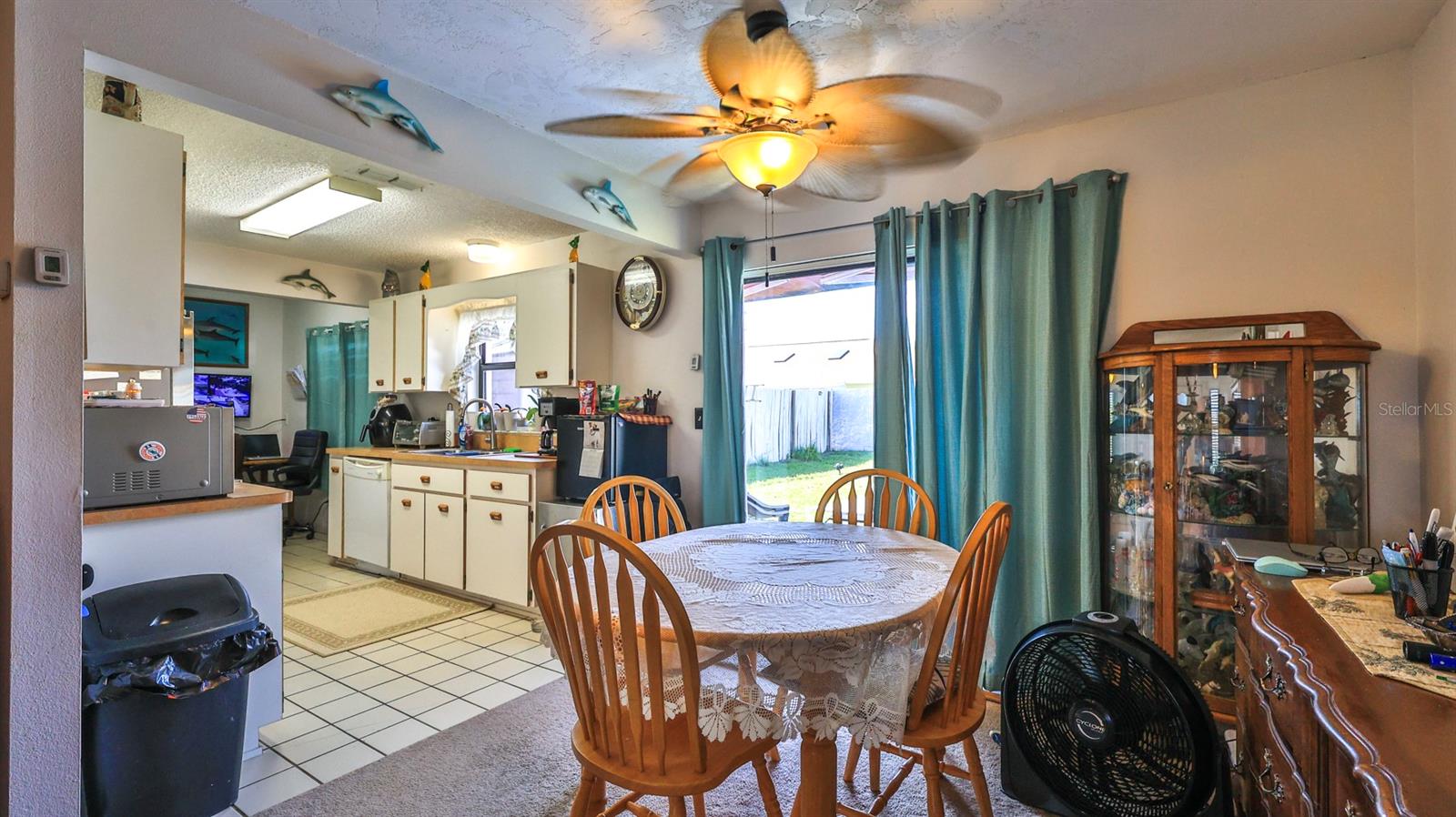 418 Falcon Ave Property Photo 7