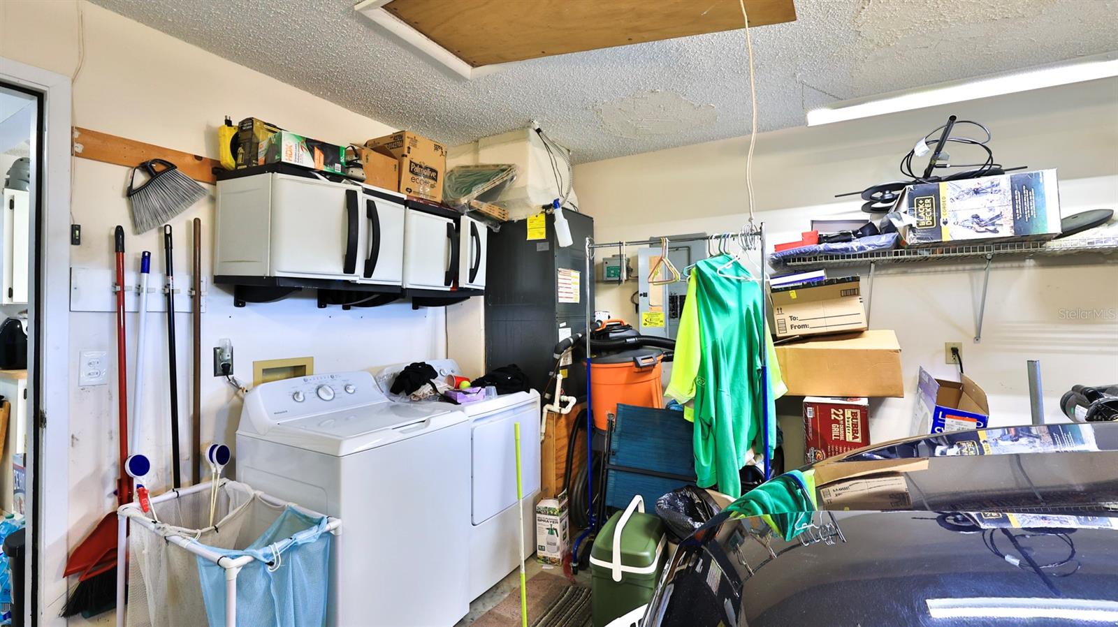 418 Falcon Ave Property Photo 11