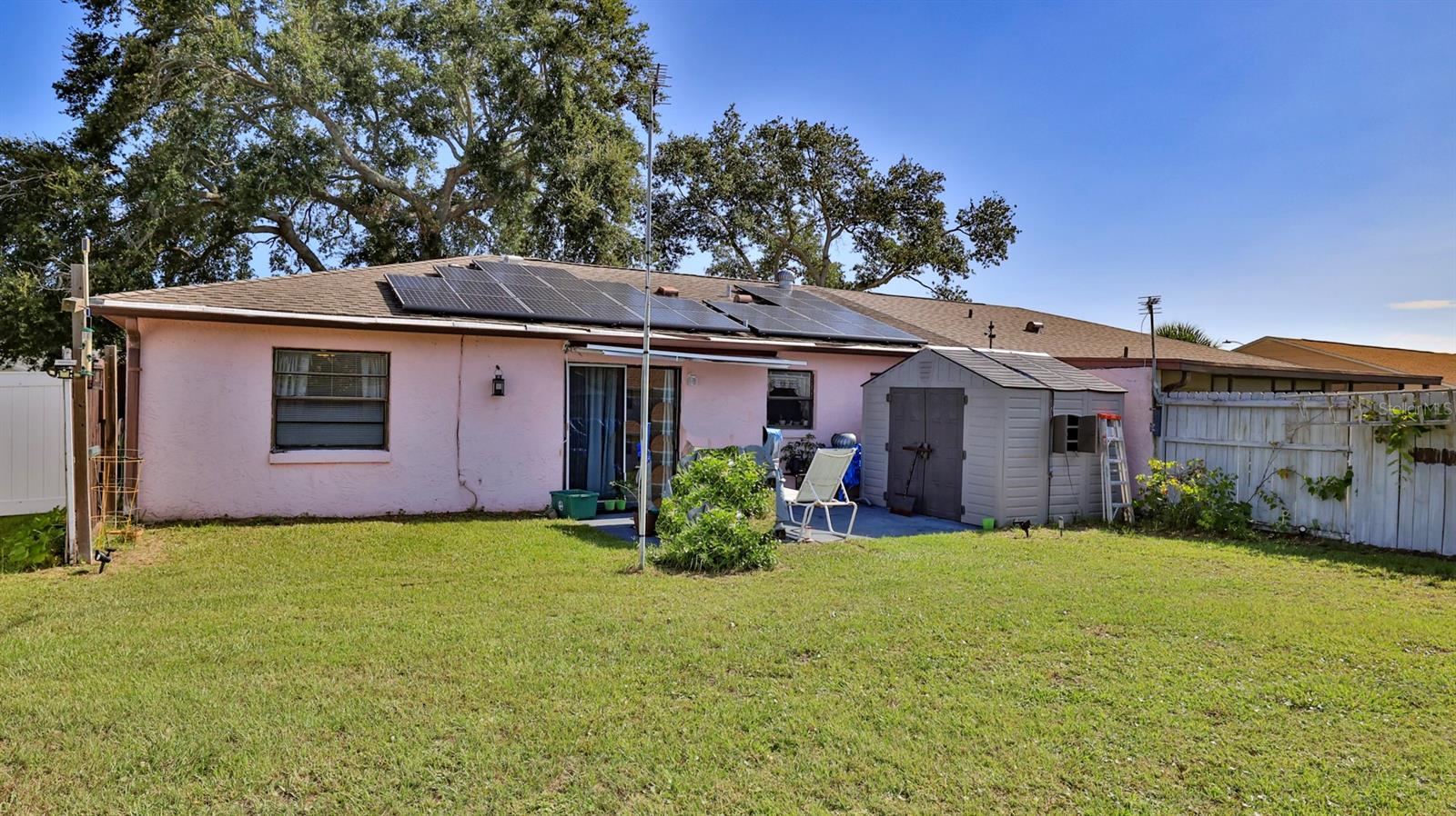 418 Falcon Ave Property Photo 20