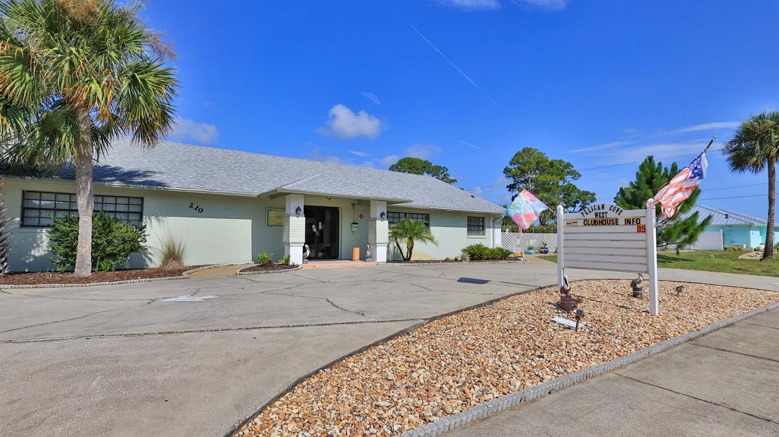 418 Falcon Ave Property Photo 23