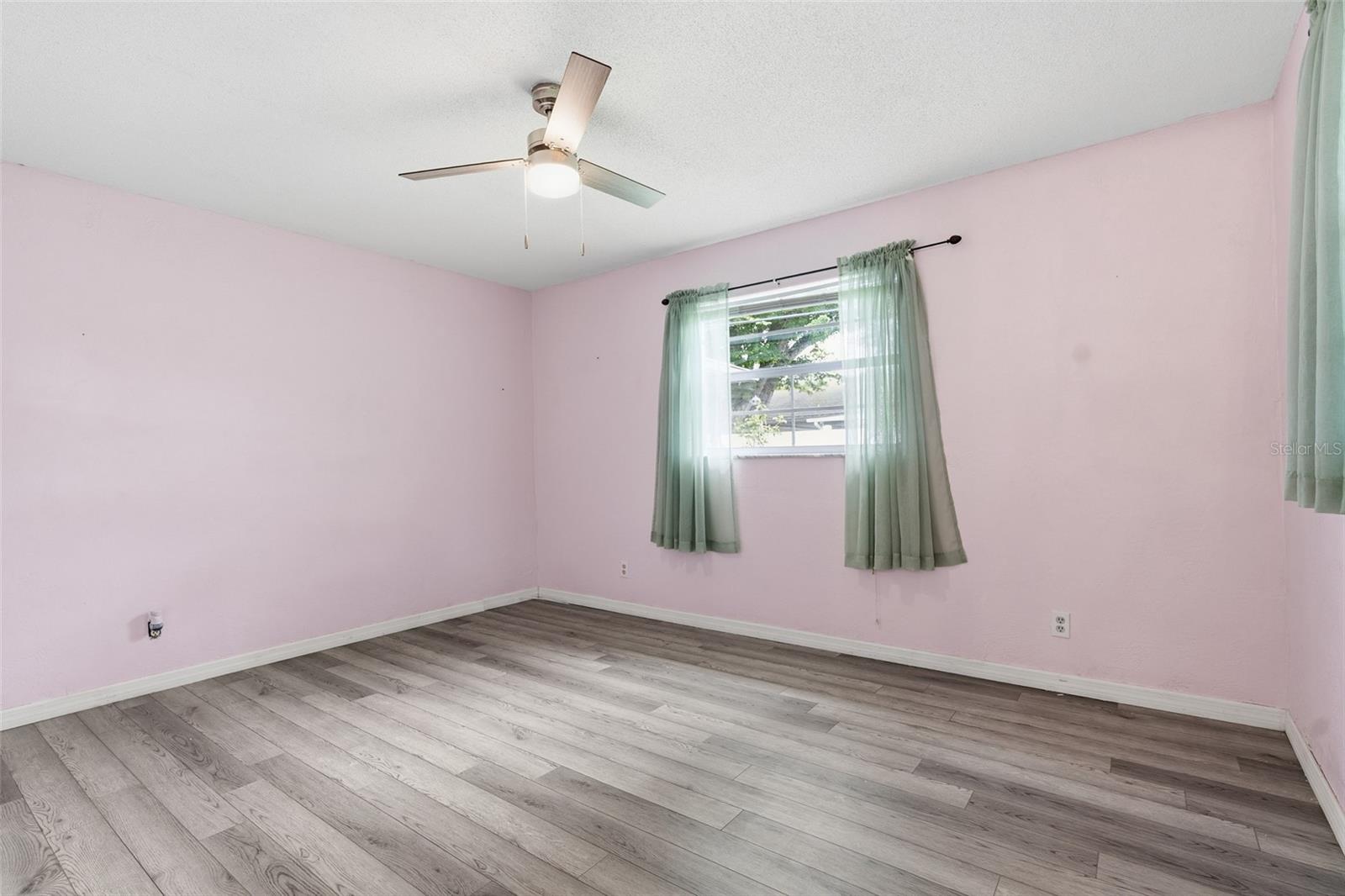2021 Oriole Ln Property Photo 22