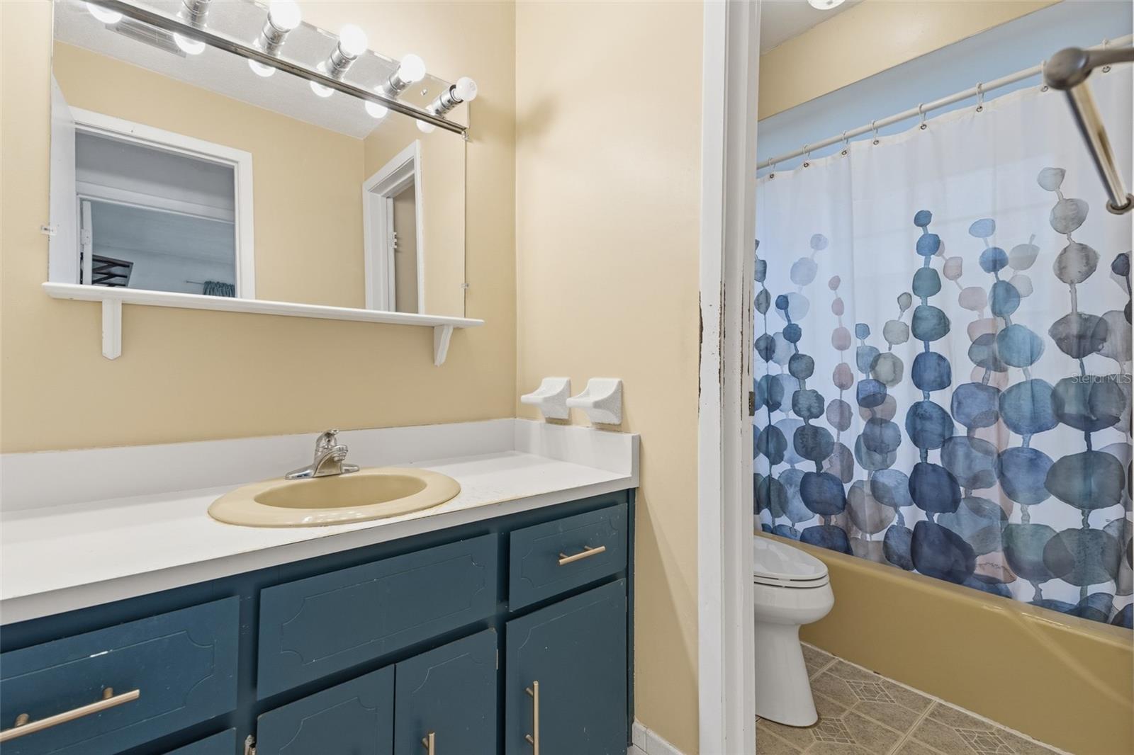 2021 Oriole Ln Property Photo 29