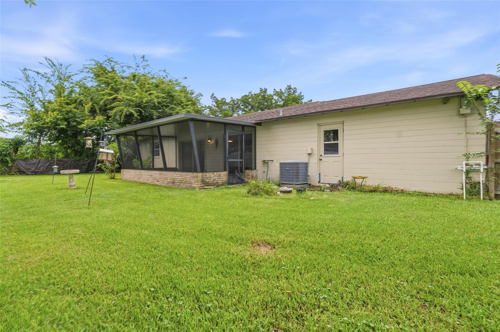 2021 Oriole Ln Property Photo 43