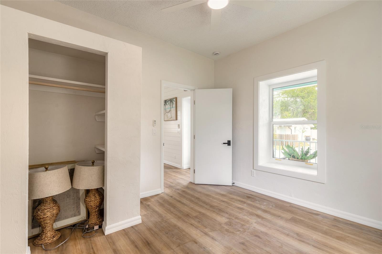306 Sheldon St Property Photo 15
