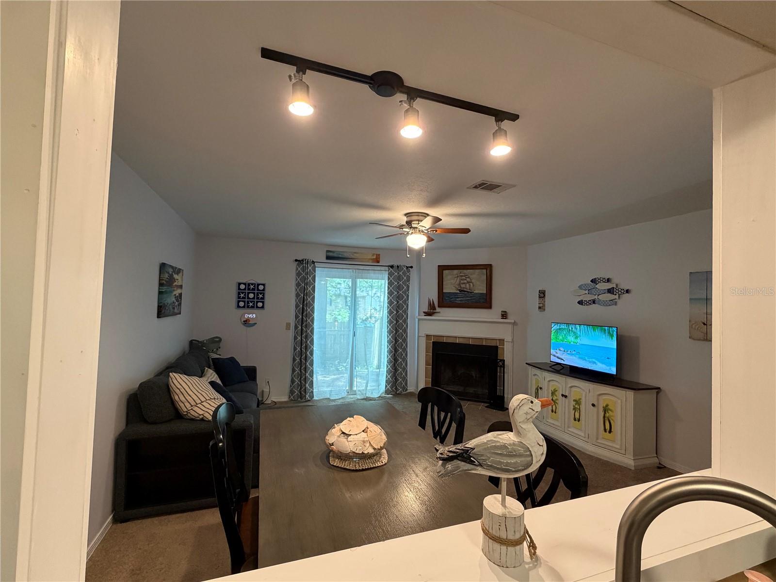 10105 Vixen Pl Property Photo 3