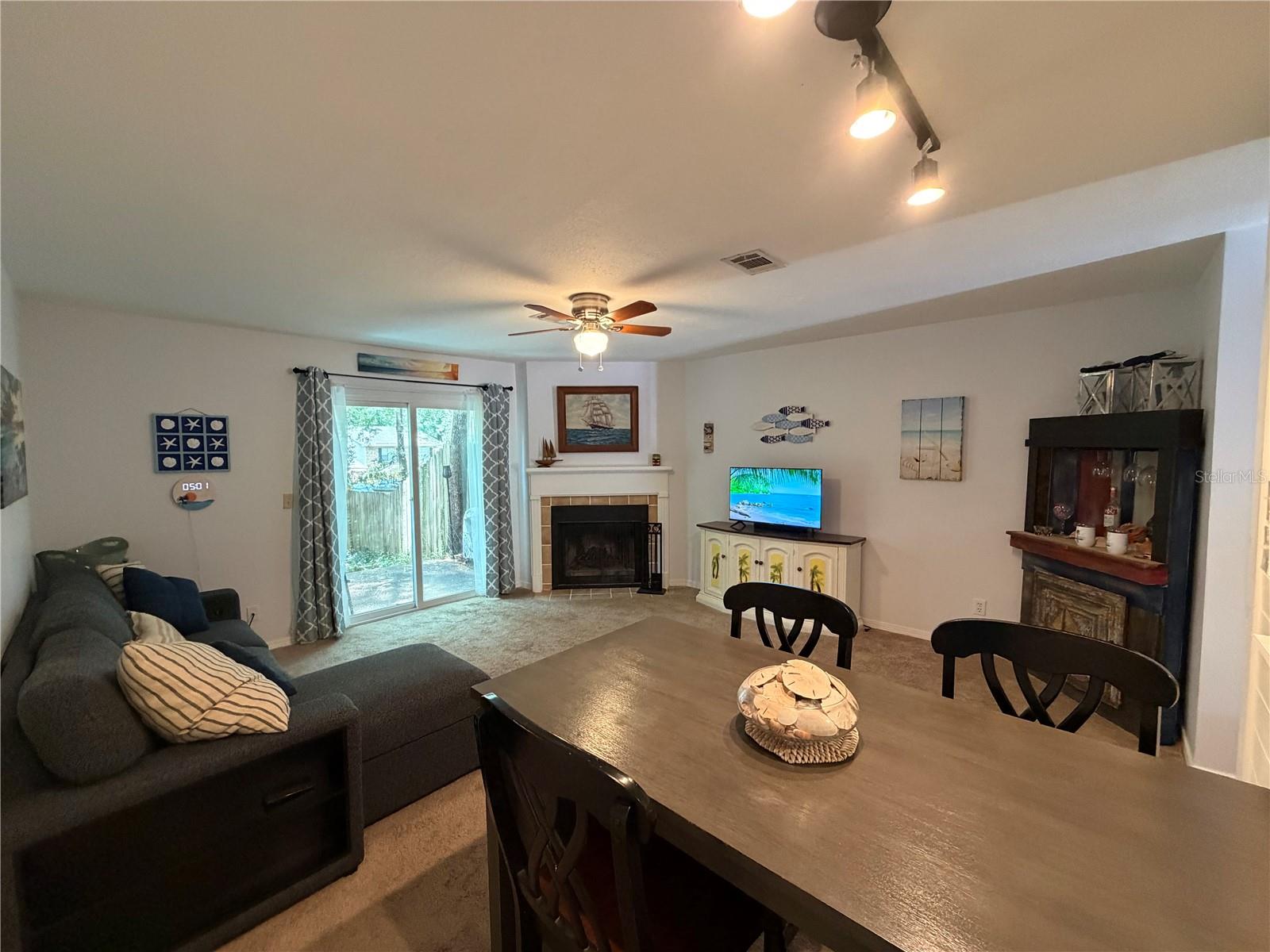 10105 Vixen Pl Property Photo 8