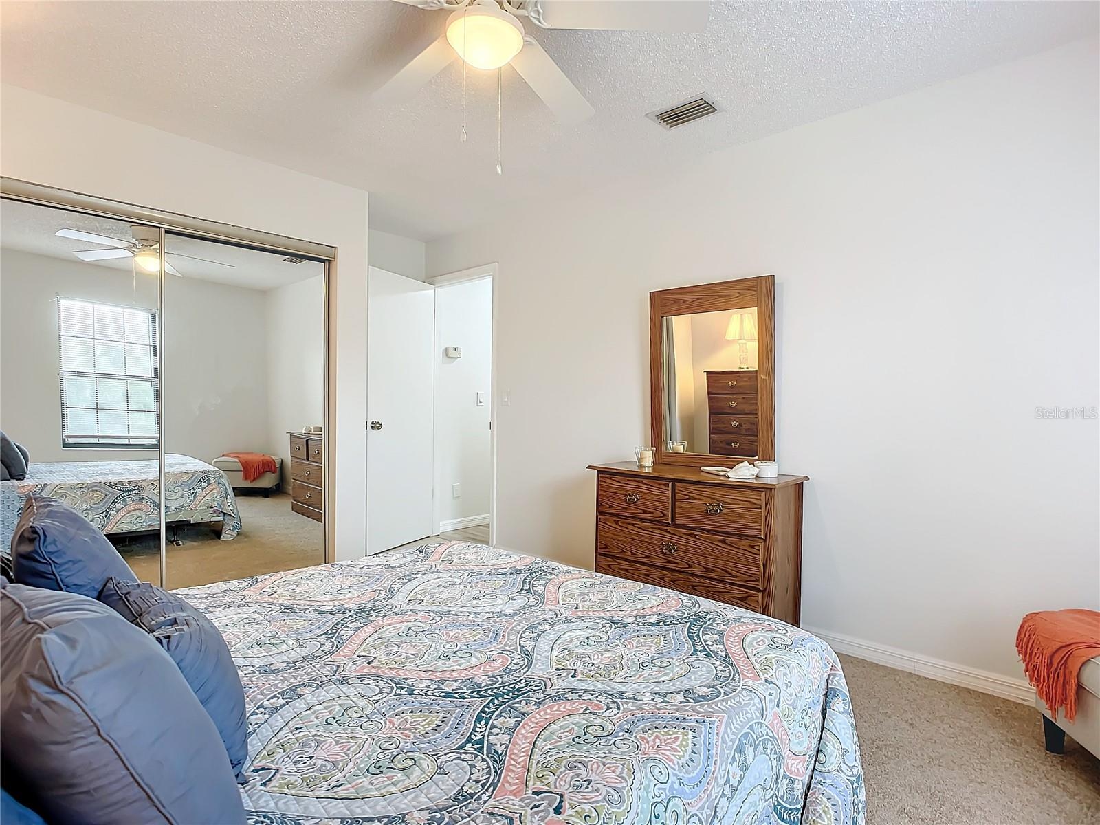 840 Center Ave #520 Property Photo 18