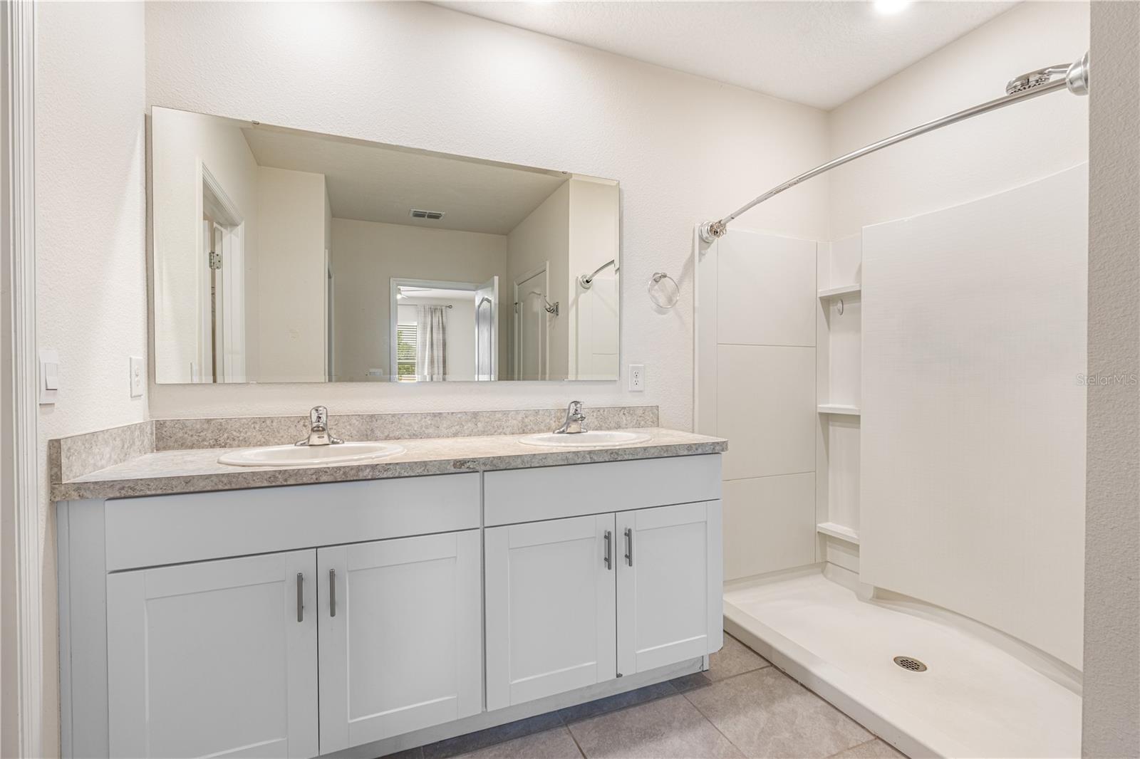 2731 Fieldbrooke Way Property Photo 26