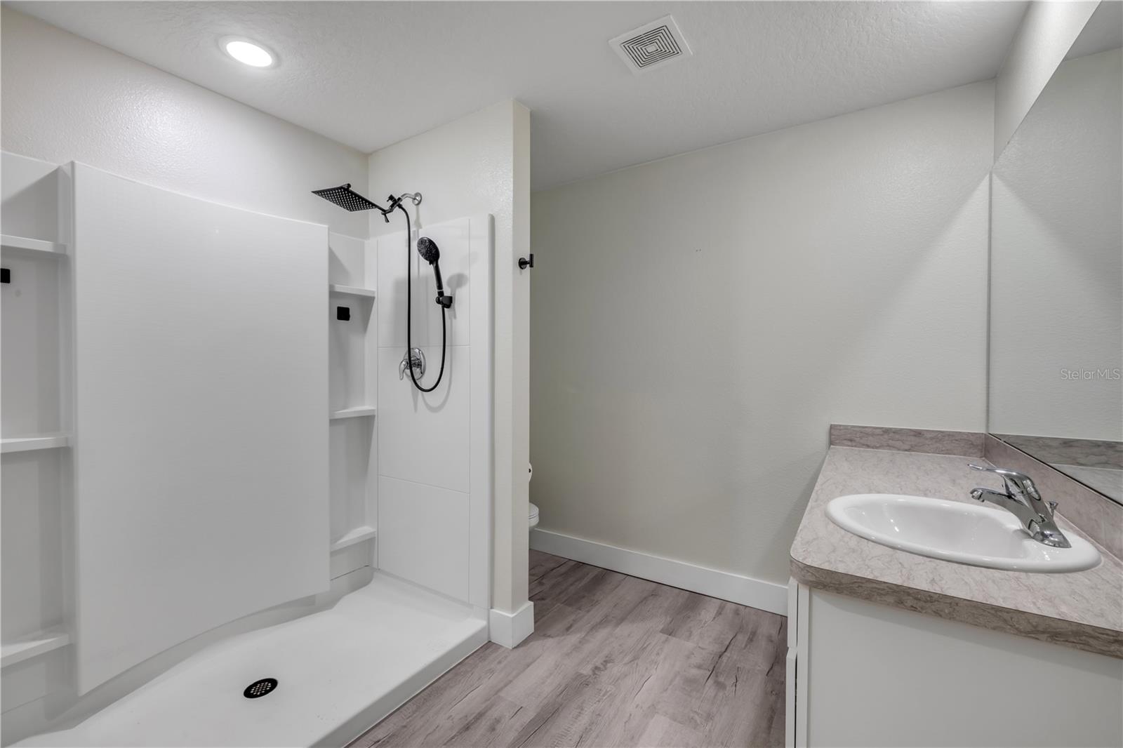 176 Pine Grove Dr Property Photo 24