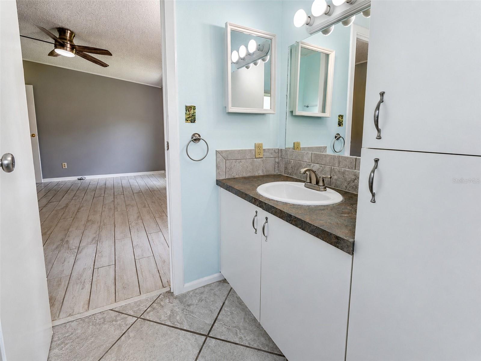 604 Topside Cir Property Photo 21