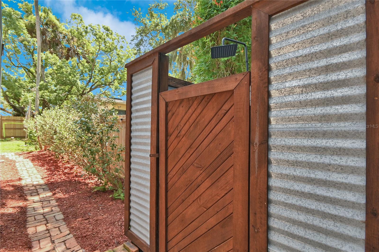 1112 Palmetto St Property Photo 45