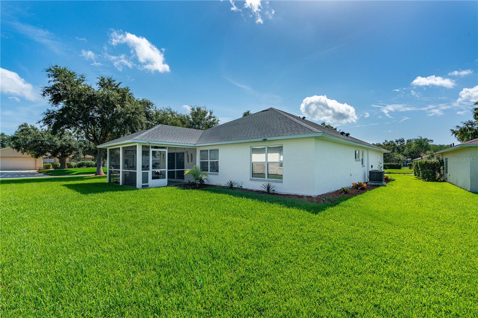 6816 Amici Ct Property Photo 6
