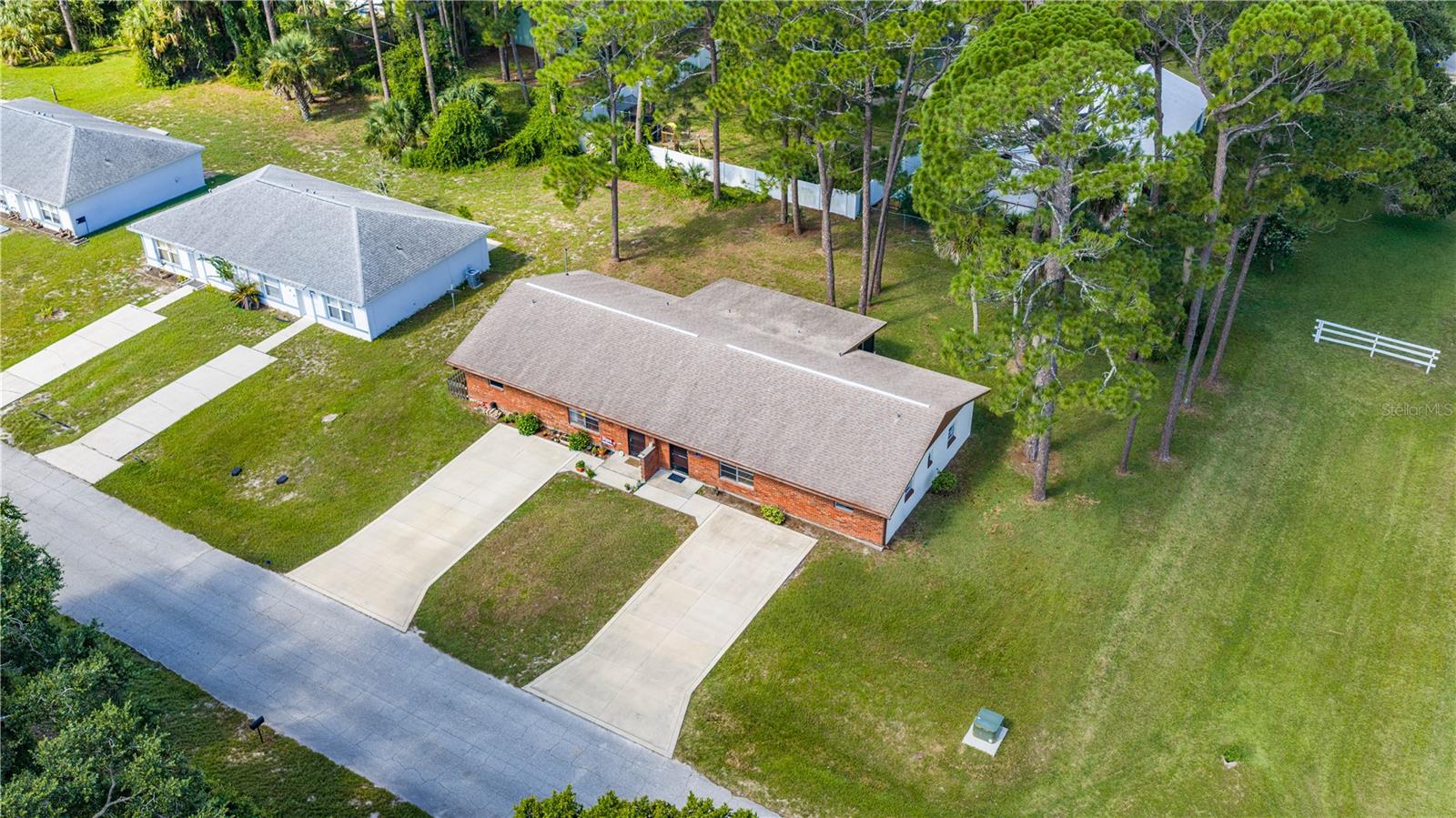 2304 India Palm Dr Property Photo 28