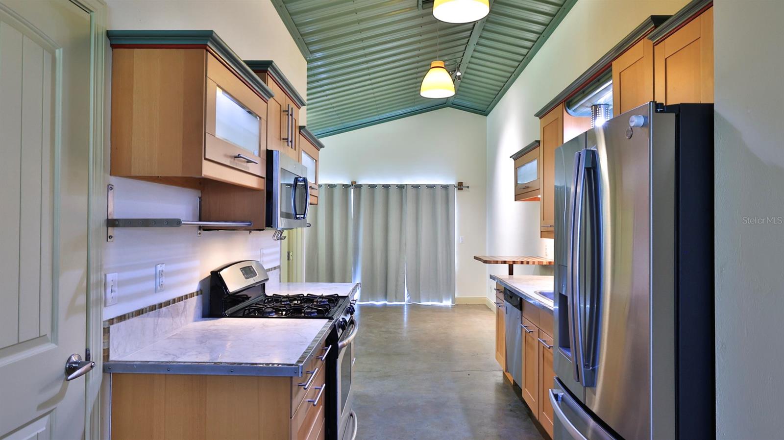 118 Snyder St Property Photo 7