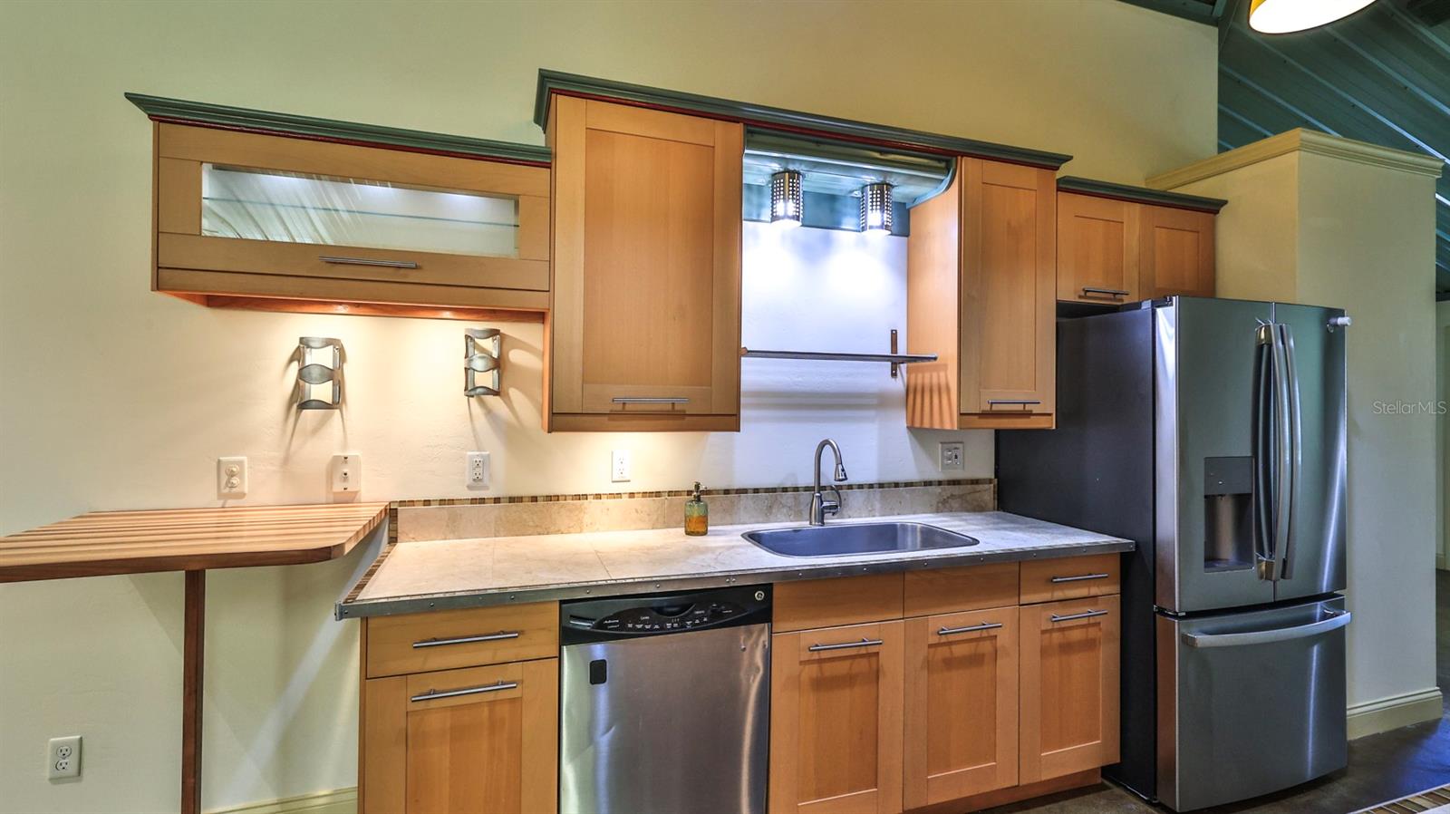 118 Snyder St Property Photo 10