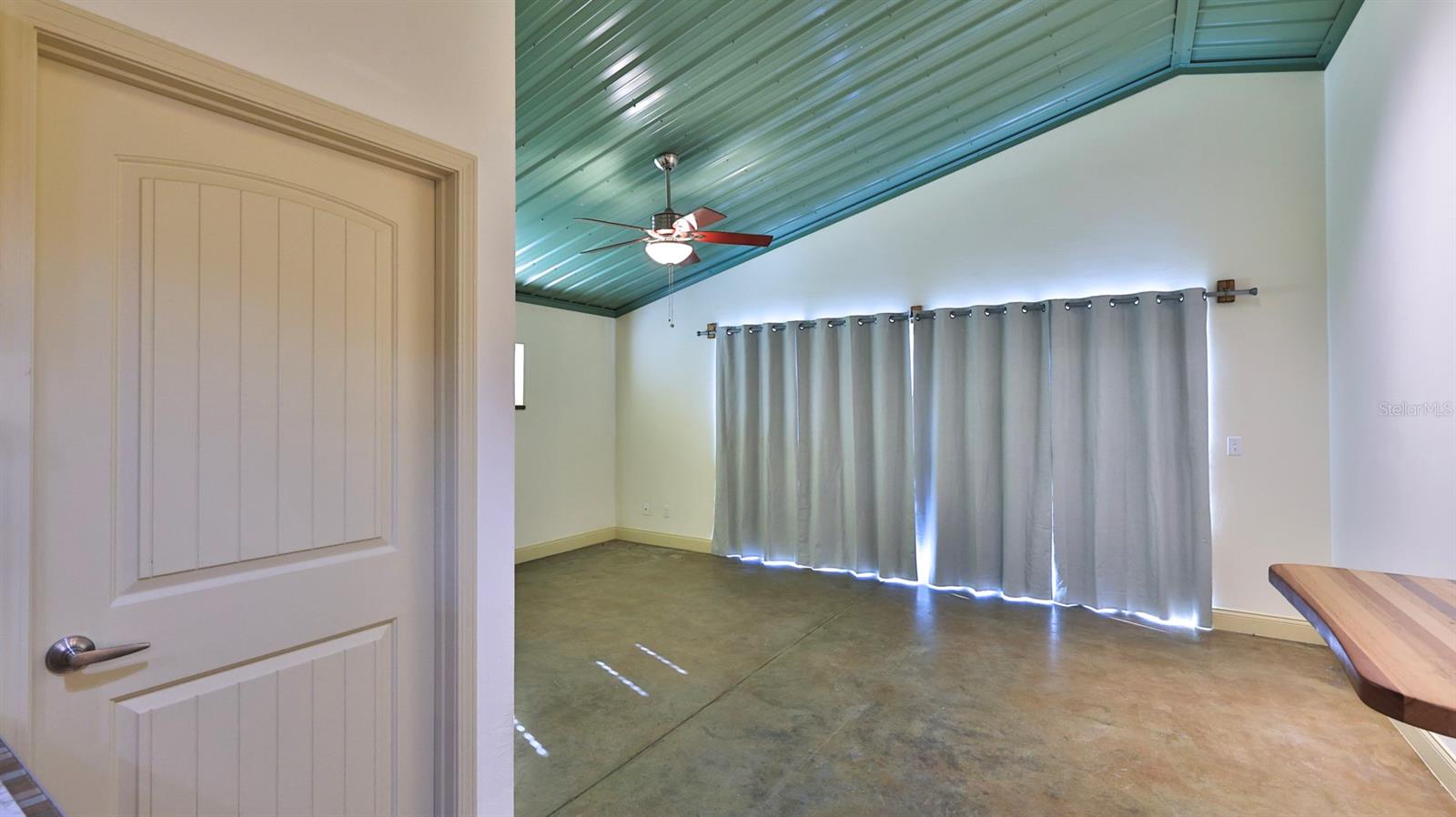 118 Snyder St Property Photo 13