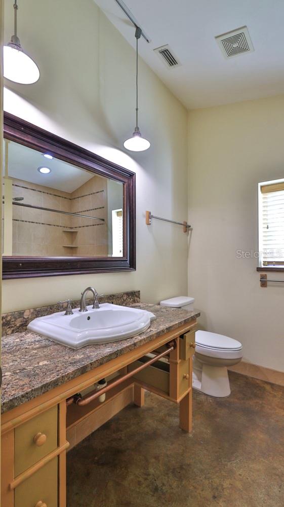 118 Snyder St Property Photo 22