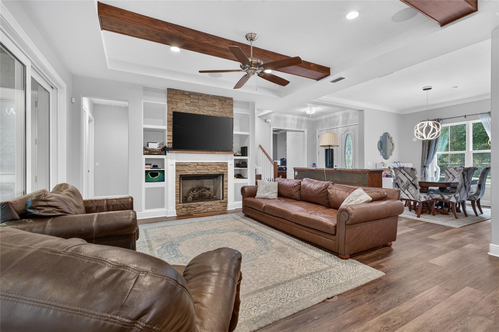 1515 Rambling Oaks Ln Property Photo 8