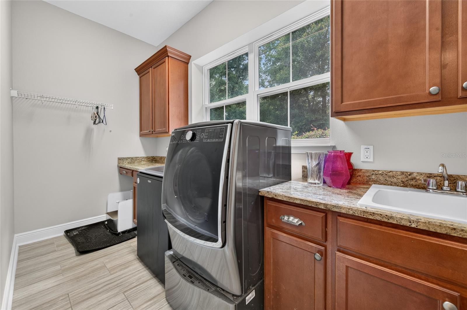 1515 Rambling Oaks Ln Property Photo 37