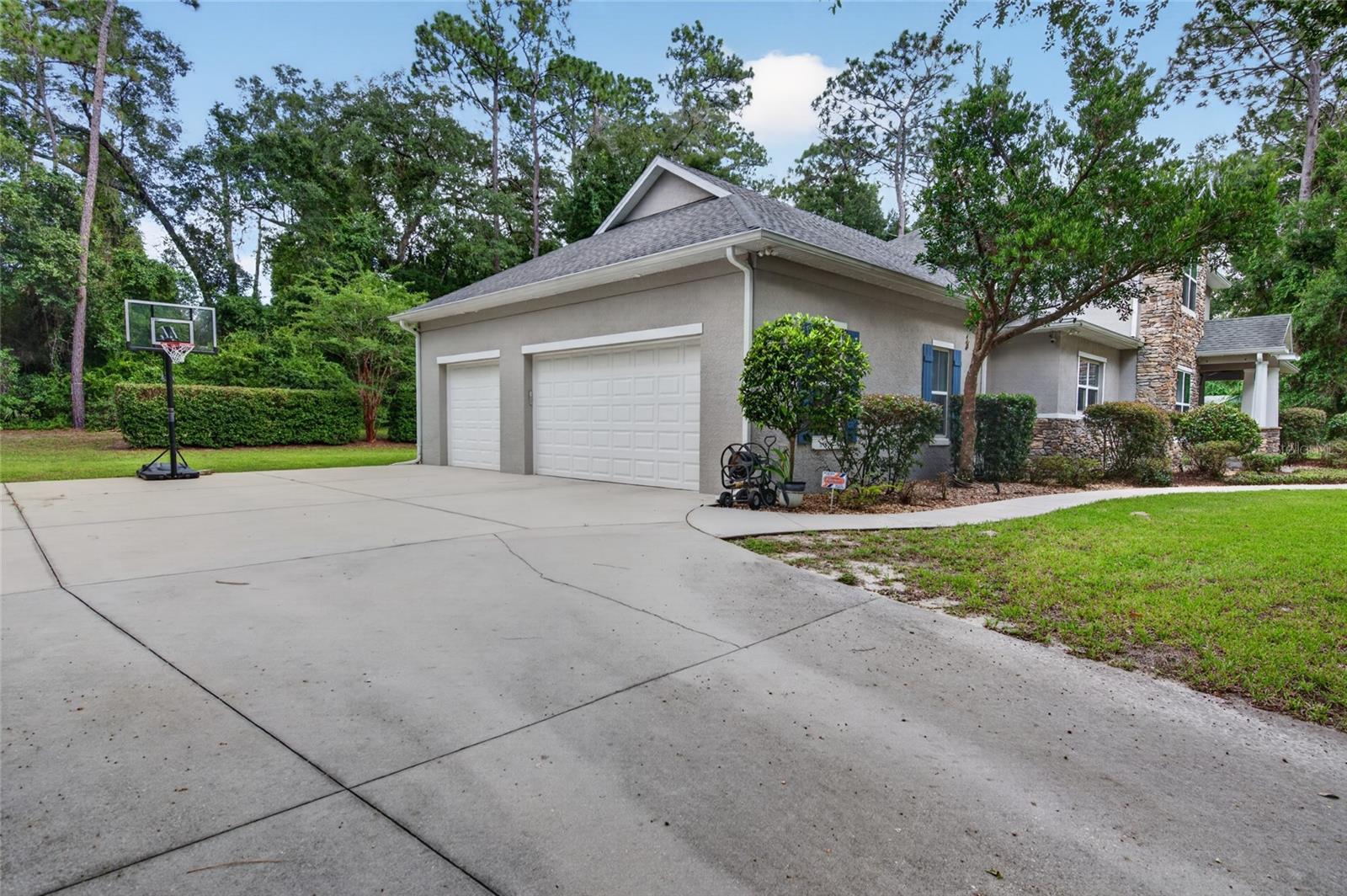 1515 Rambling Oaks Ln Property Photo 41