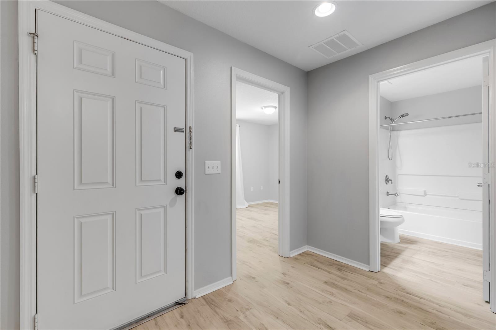 550 Aeolian Dr Property Photo 11