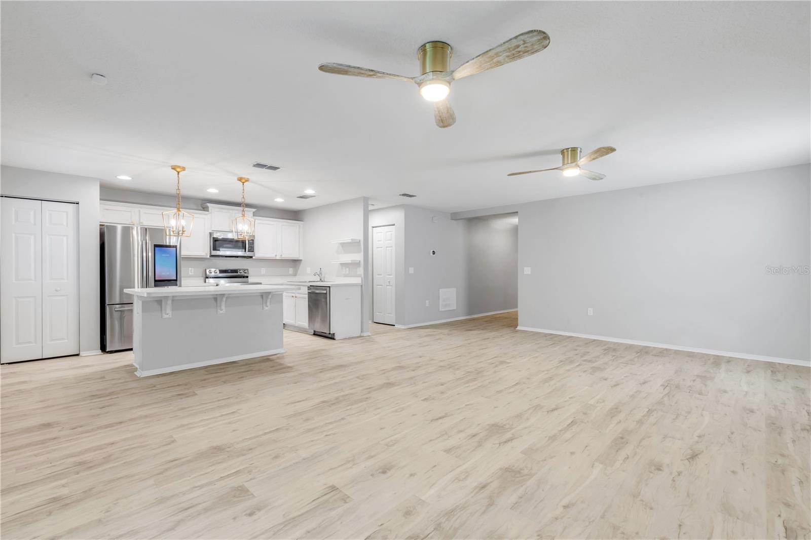 550 Aeolian Dr Property Photo 18