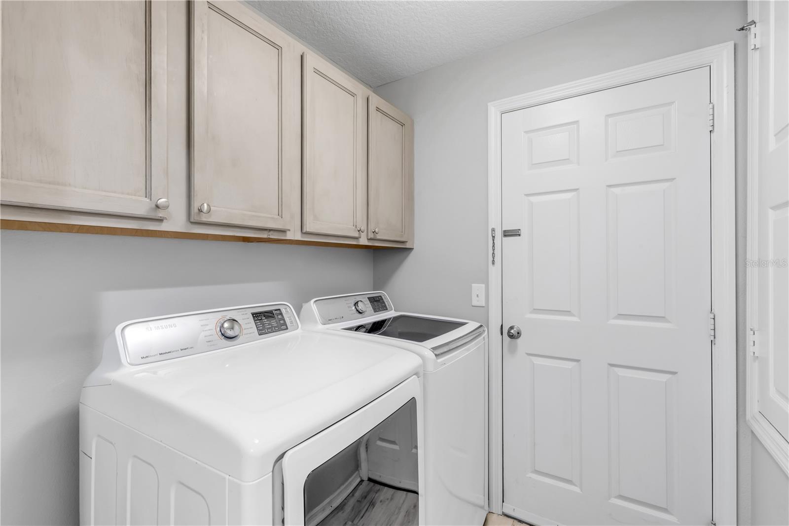 550 Aeolian Dr Property Photo 25