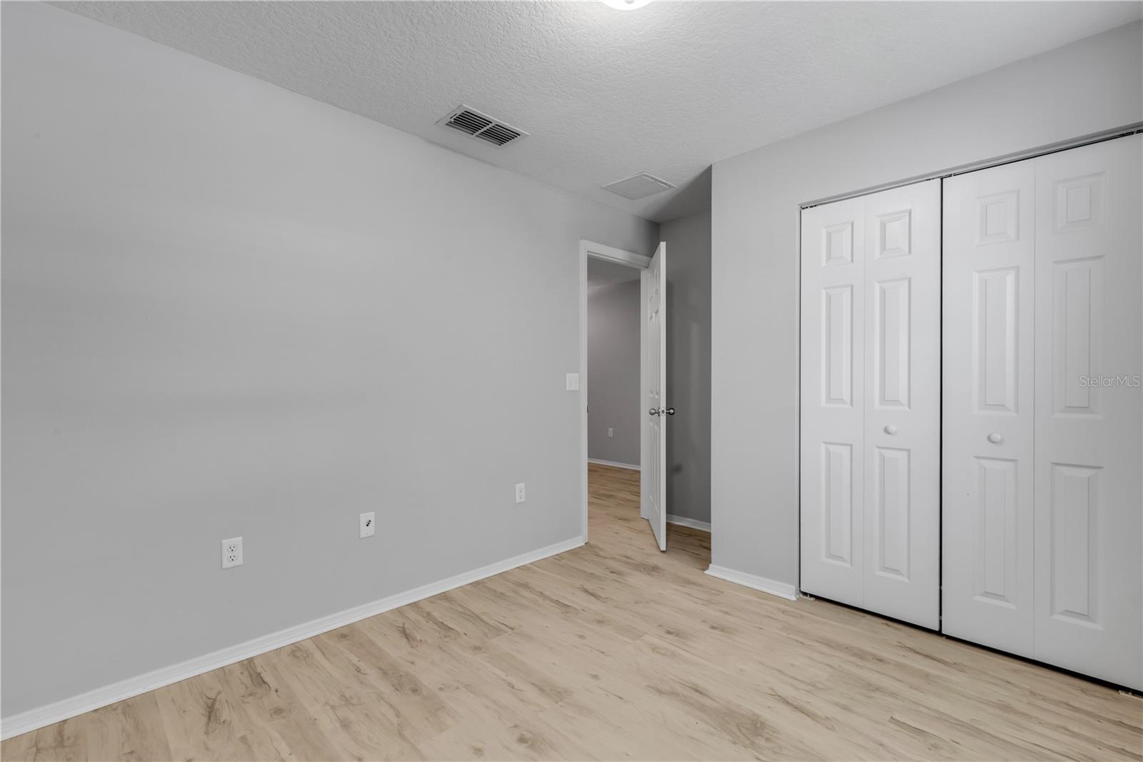 550 Aeolian Dr Property Photo 36