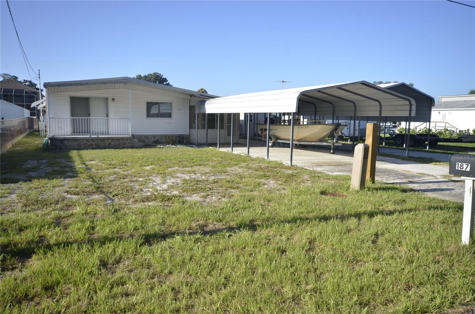 187 E ARIEL RD Property Photo 1